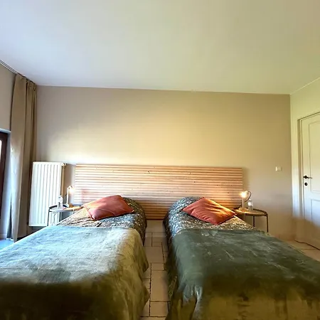 Au Coeur Des Collines, Chouette Ellezelles