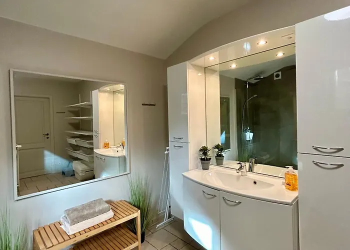 Au Coeur Des Collines, Chouette Apartmán